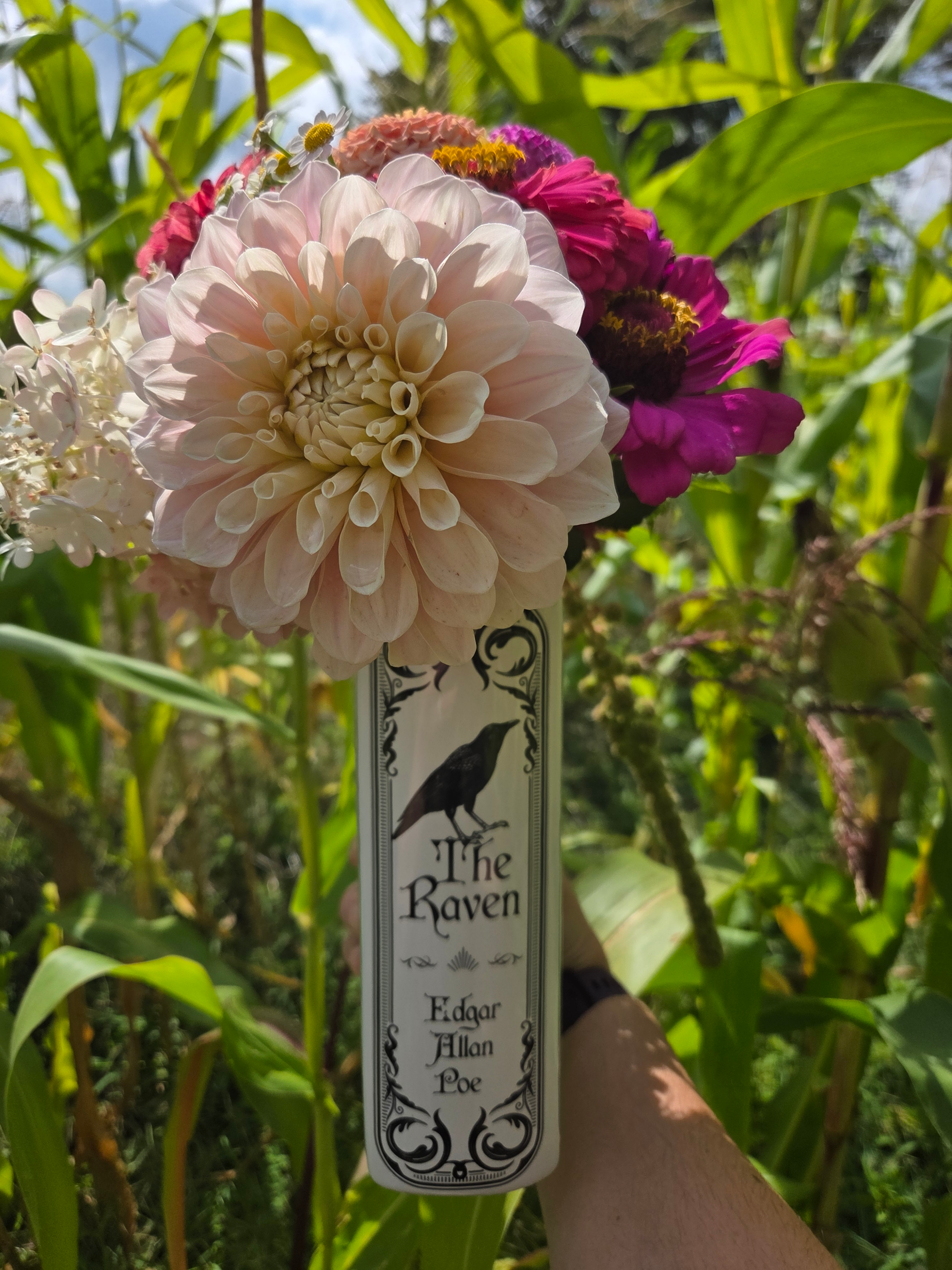 Book Vase Arranging Workshop - Image 3