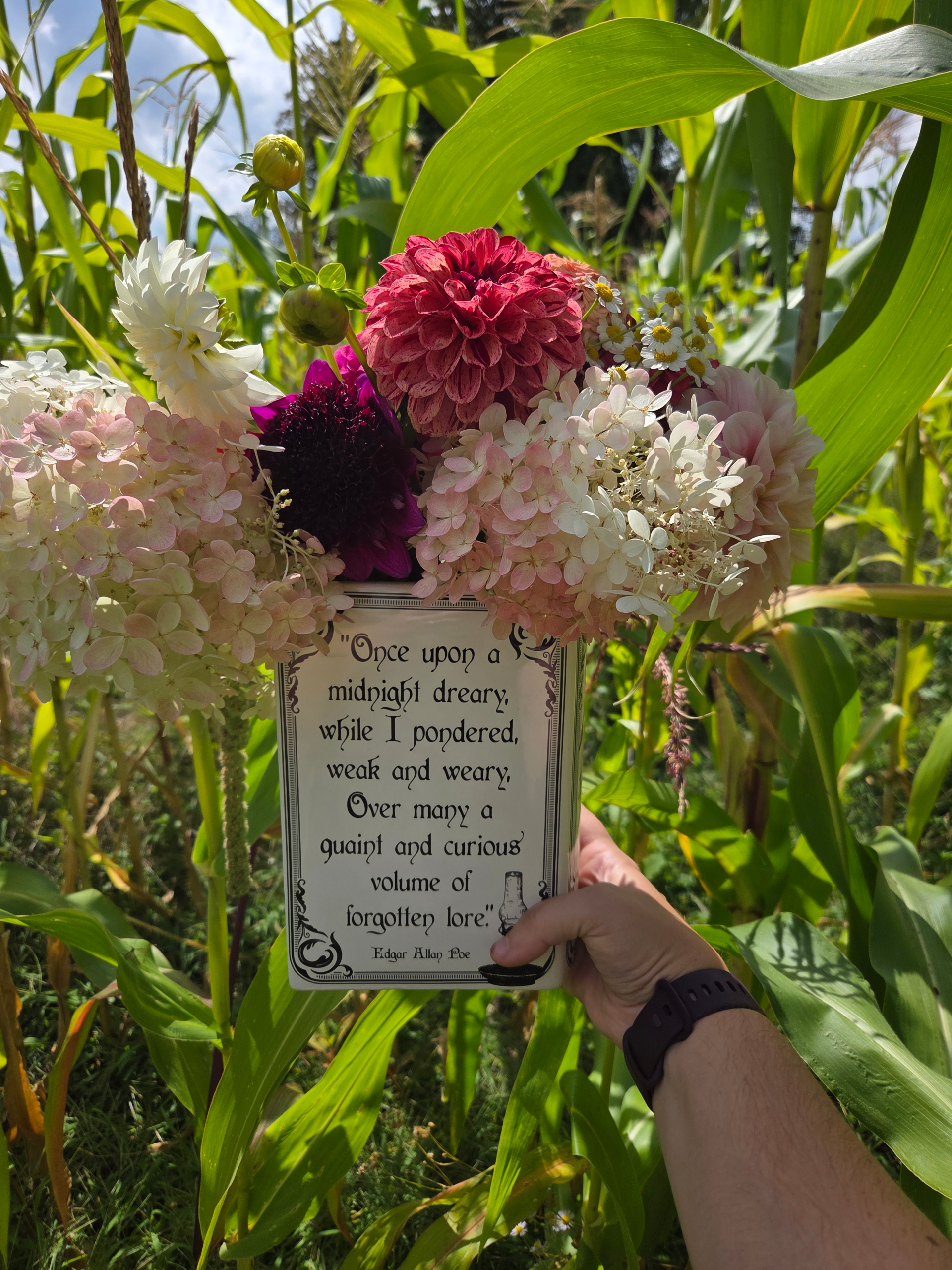 Book Vase Arranging Workshop - Image 4